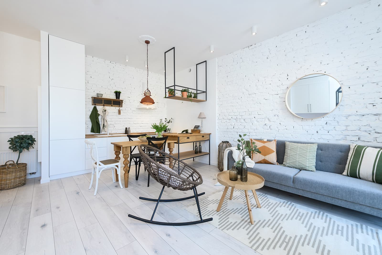 salon mieszkania w kamienicy przy parku - artykuł blogowy z realizacji mieszkania mieszkanie w kamienicy przy parku - wpis blogowy z historii realizacji