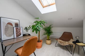 Biuro Domowe w mieszkaniu Urban Scandi w Łodzi 