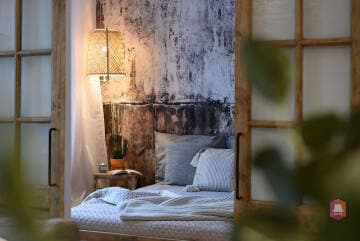 Sypialnia z rozsuwanymi drzwiami w mieszkaniu w stylu CountryHouse w Łodzi